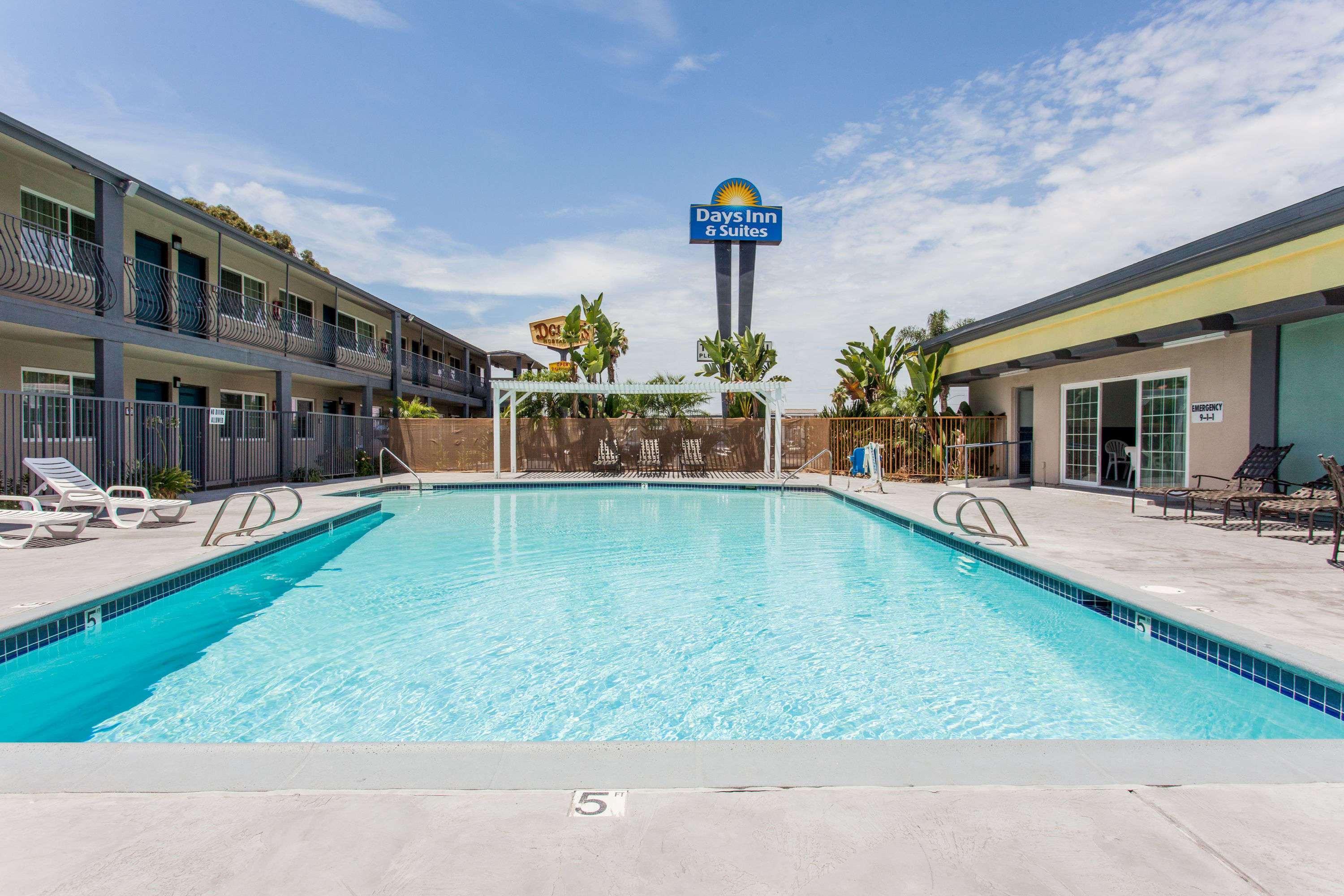 Days Inn By Wyndham San Diego-East/El Cajon Exterior foto